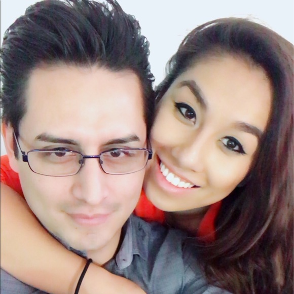 Meet your Posher, Jennifer - Picture 2 of 3